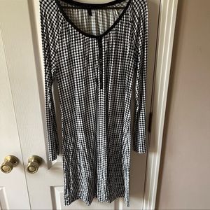 Black and White checkered Night Gown